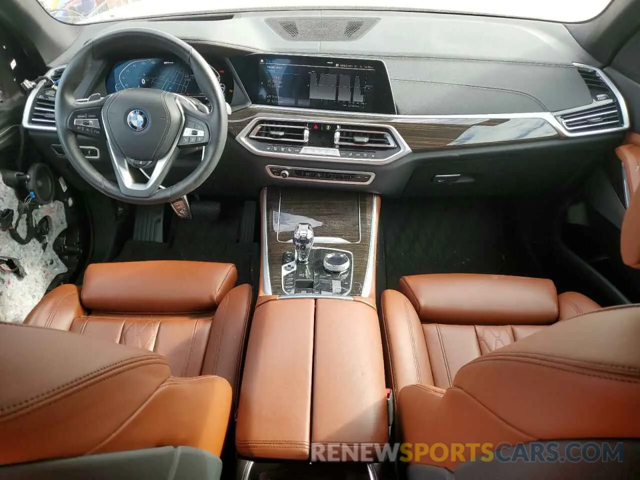 8 Photograph of a damaged car 5UXTA6C01P9P96433 BMW X5 2023