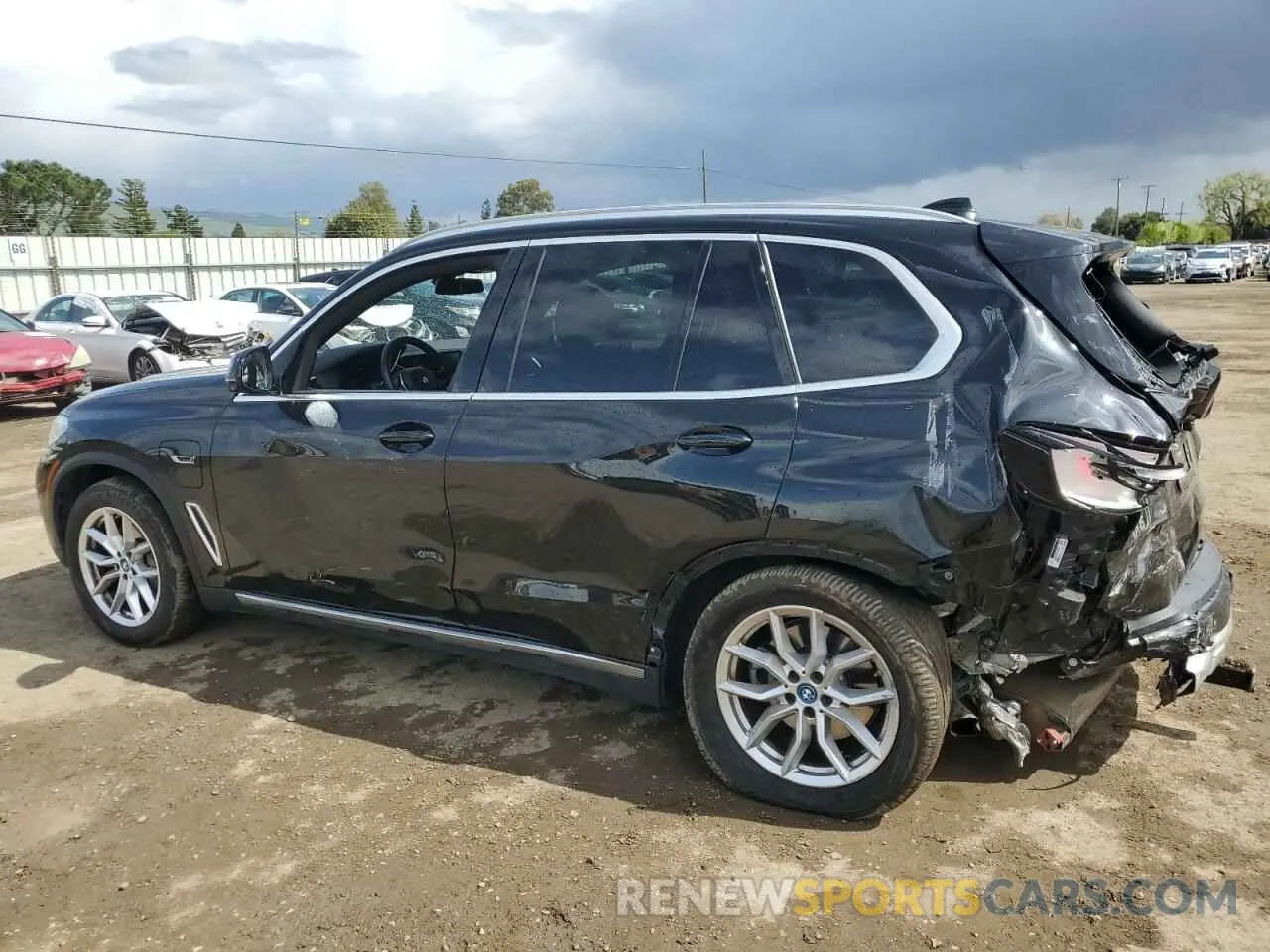 2 Photograph of a damaged car 5UXTA6C03P9N47003 BMW X5 2023