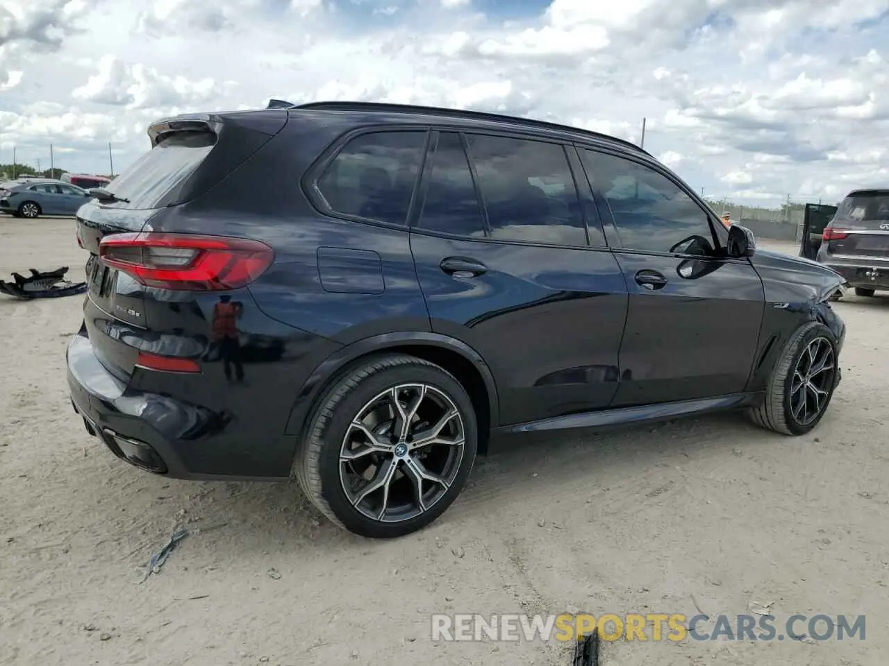 3 Photograph of a damaged car 5UXTA6C03P9N68546 BMW X5 2023