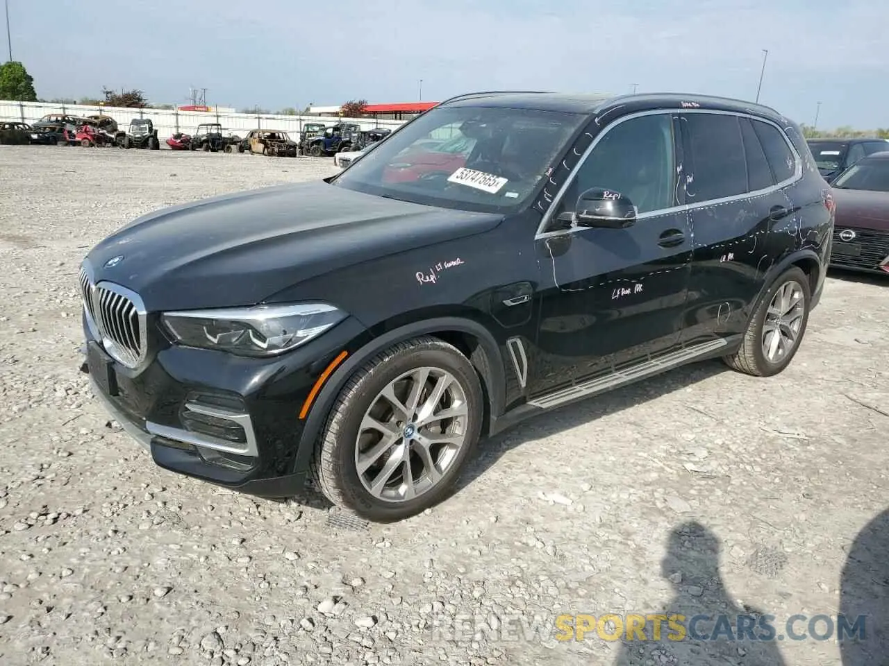1 Photograph of a damaged car 5UXTA6C03P9P26996 BMW X5 2023
