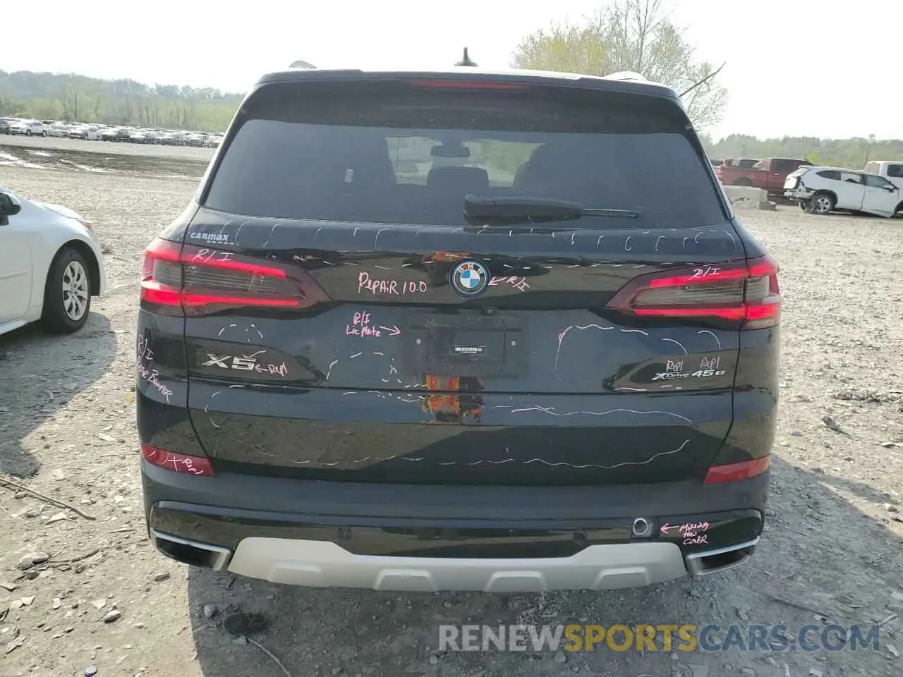 6 Photograph of a damaged car 5UXTA6C03P9P26996 BMW X5 2023
