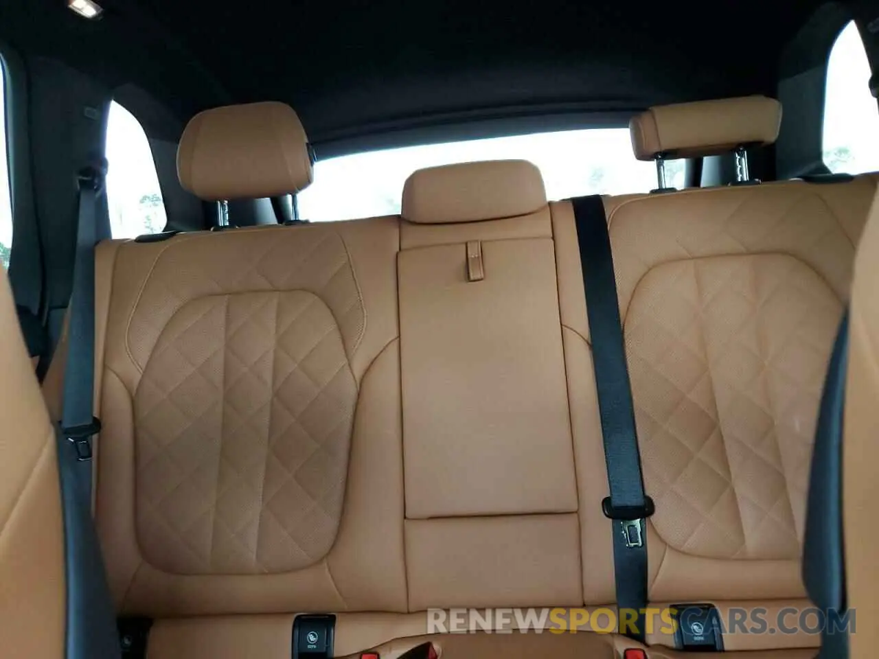 10 Photograph of a damaged car 5UXTA6C03P9P92481 BMW X5 2023