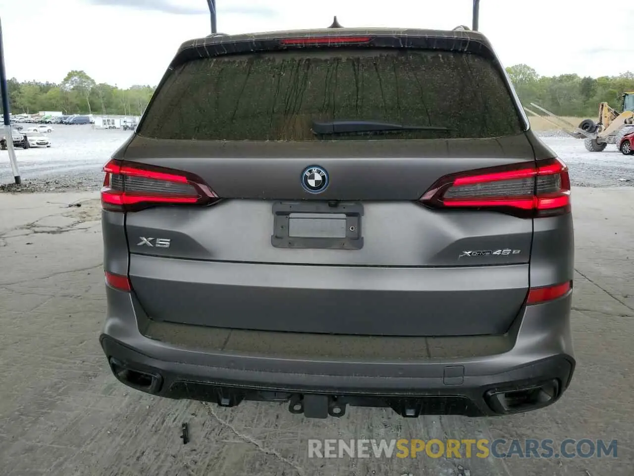 6 Photograph of a damaged car 5UXTA6C03P9P92481 BMW X5 2023