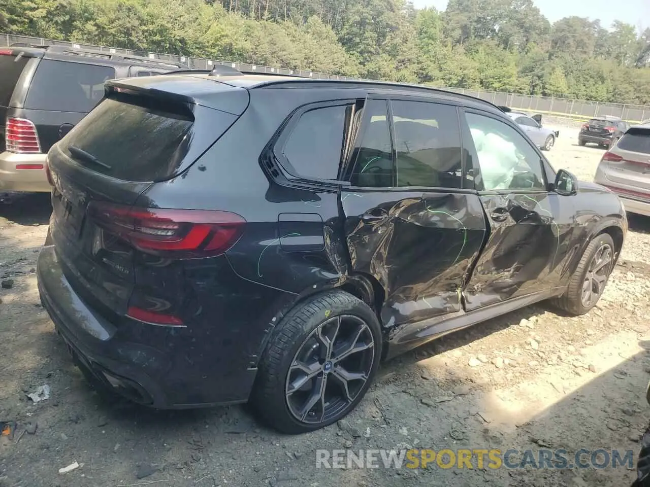 3 Photograph of a damaged car 5UXTA6C06P9P32601 BMW X5 2023