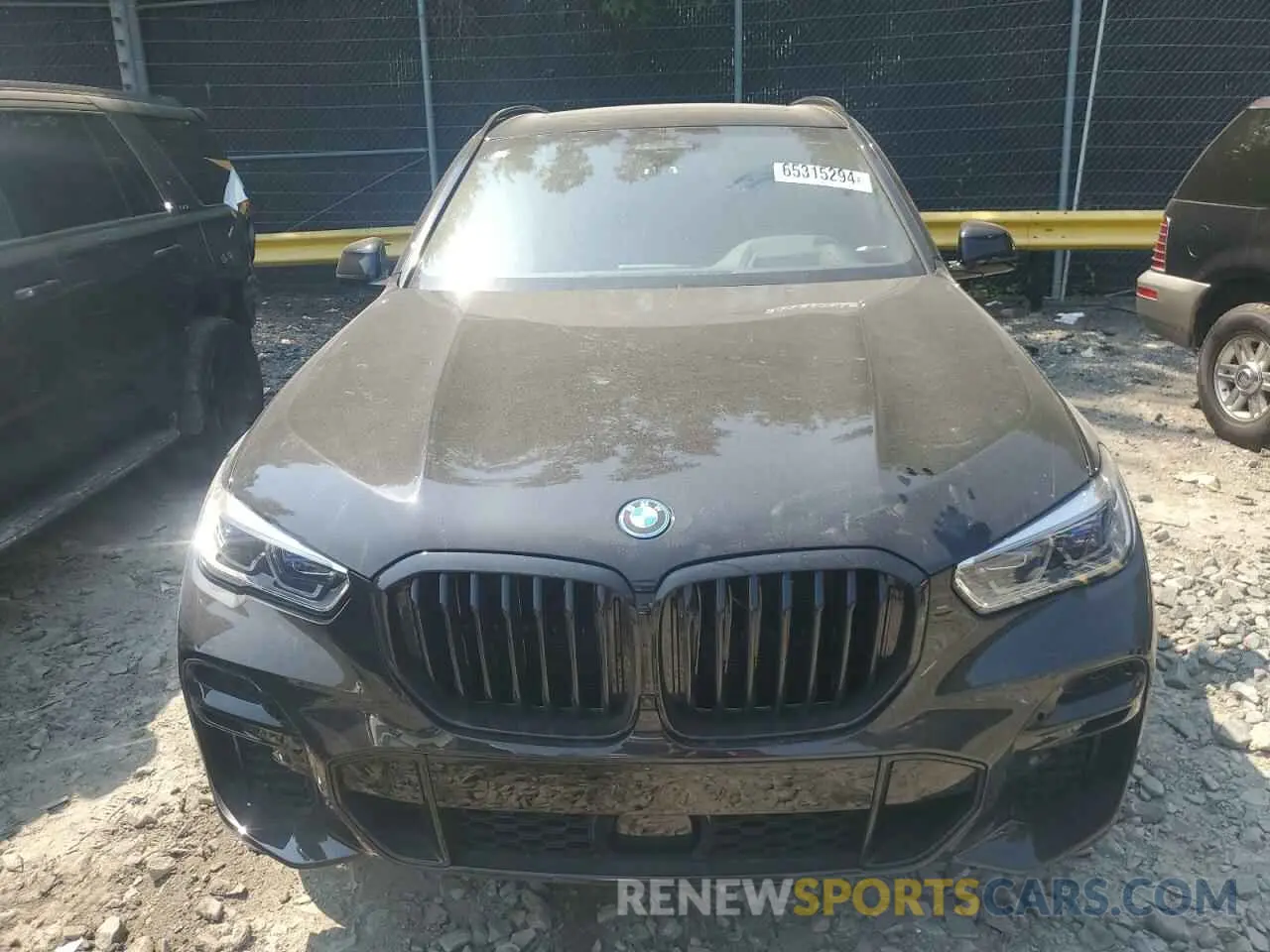 5 Photograph of a damaged car 5UXTA6C06P9P32601 BMW X5 2023