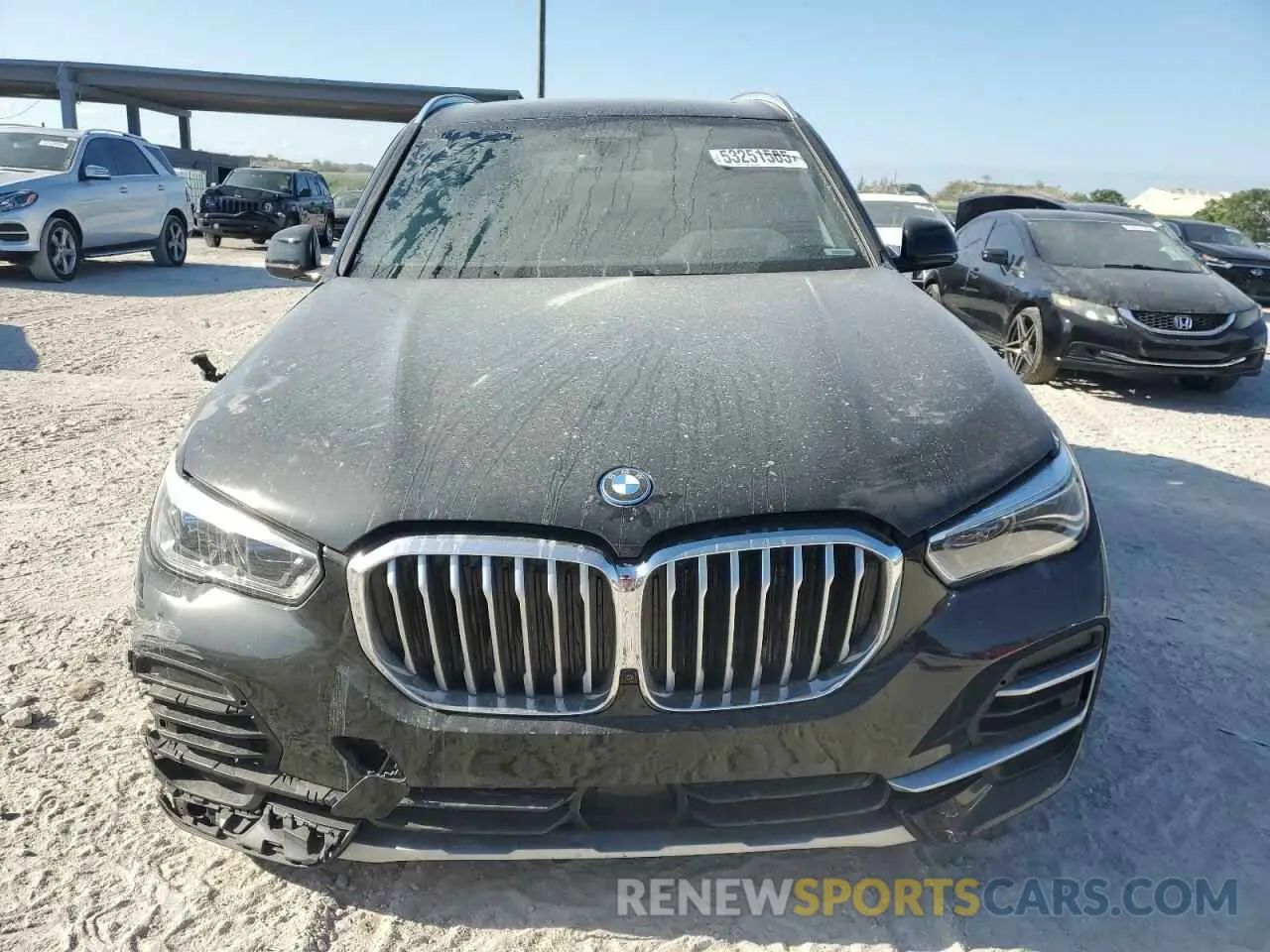 5 Photograph of a damaged car 5UXTA6C06P9S02144 BMW X5 2023