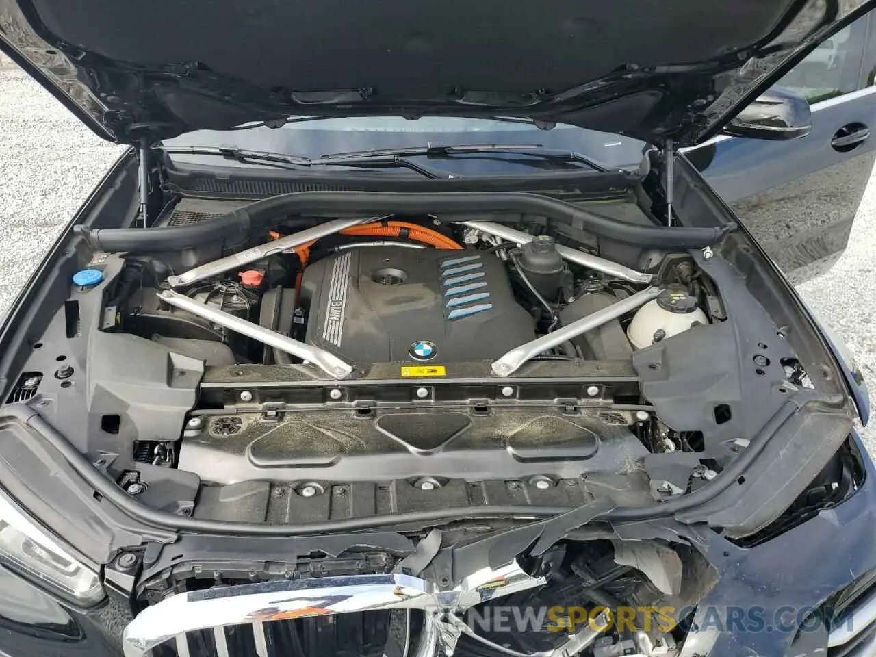 12 Photograph of a damaged car 5UXTA6C07P9P85274 BMW X5 2023