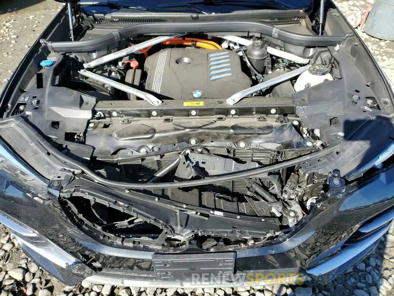 12 Photograph of a damaged car 5UXTA6C09P9R82558 BMW X5 2023