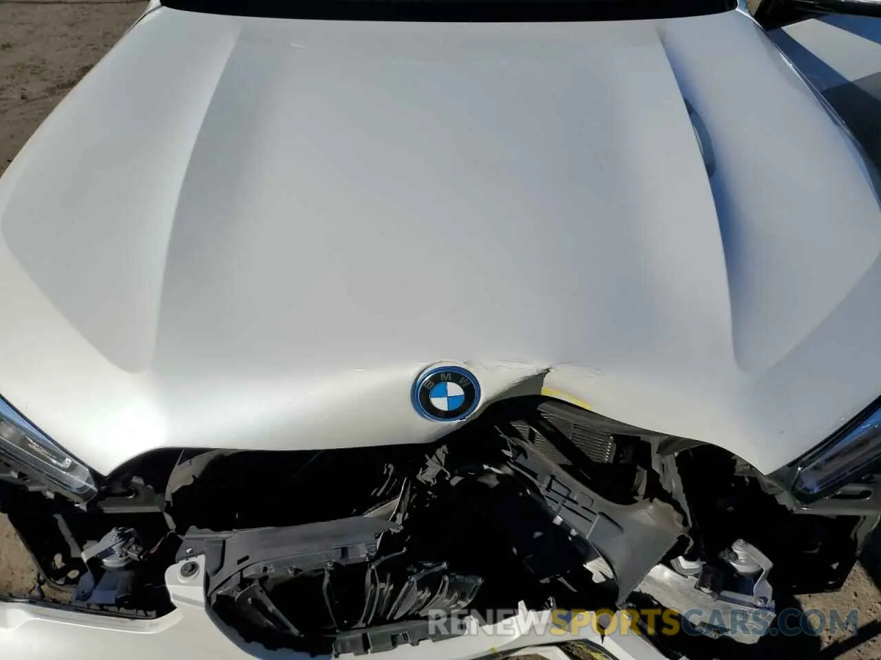 12 Photograph of a damaged car 5UXTA6C0XP9N71427 BMW X5 2023