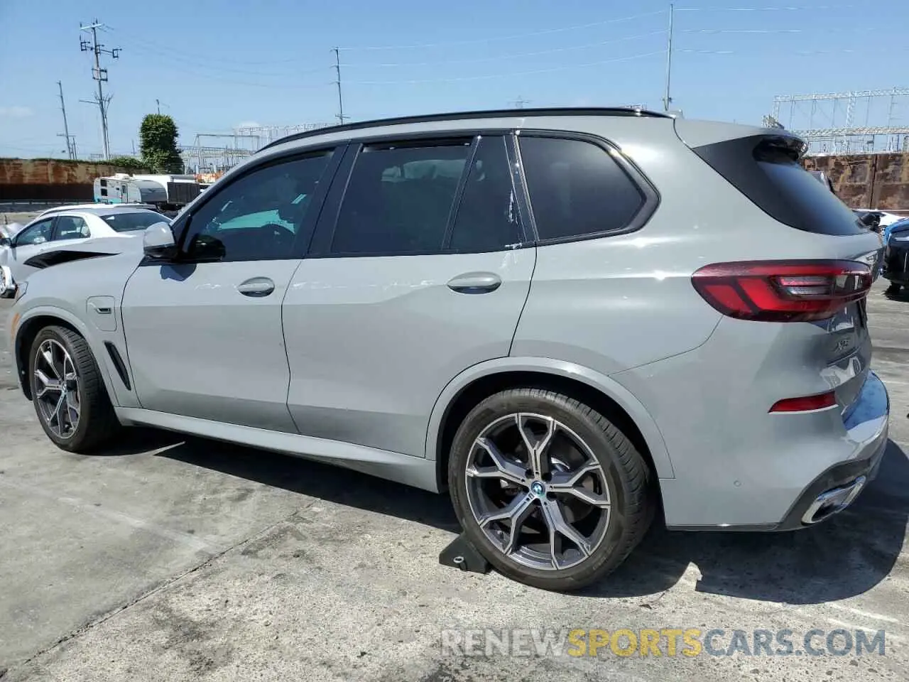 2 Photograph of a damaged car 5UXTA6C0XP9P49482 BMW X5 2023