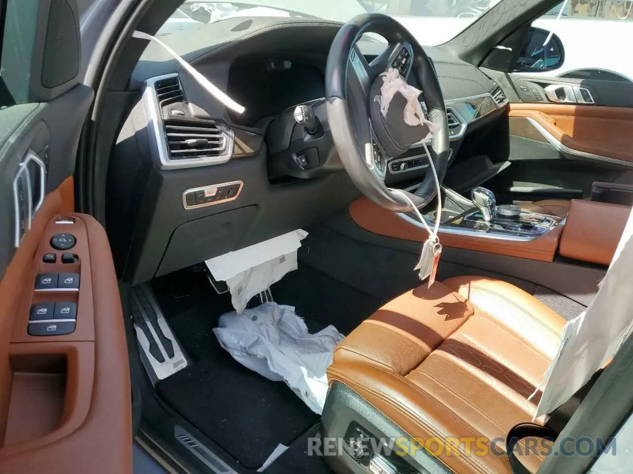 8 Photograph of a damaged car 5UXTA6C0XP9P49482 BMW X5 2023