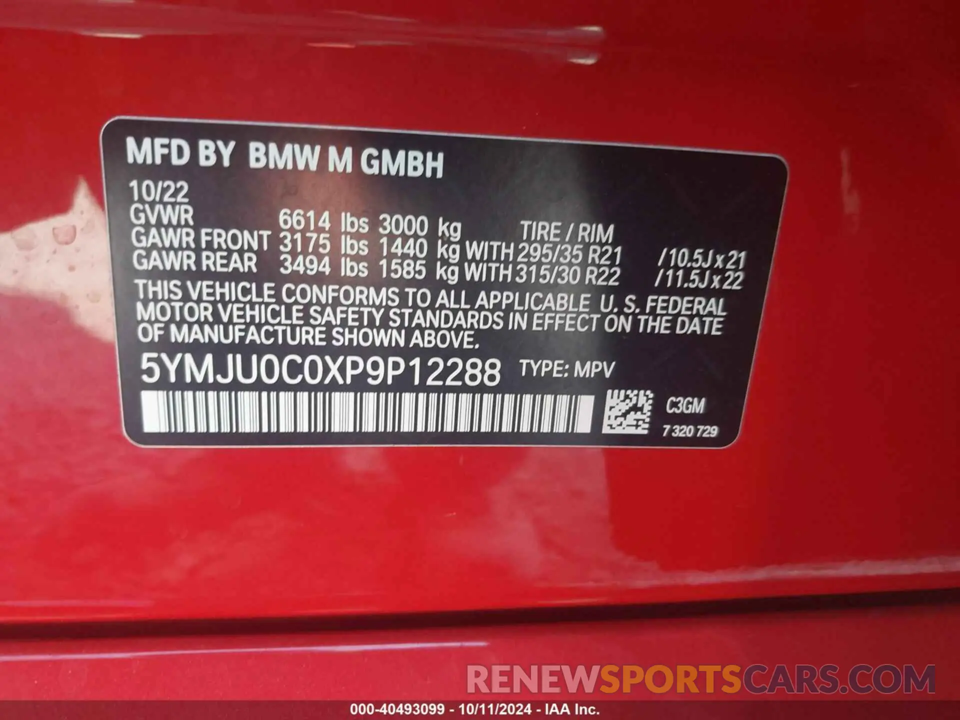 9 Photograph of a damaged car 5YMJU0C0XP9P12288 BMW X5 2023
