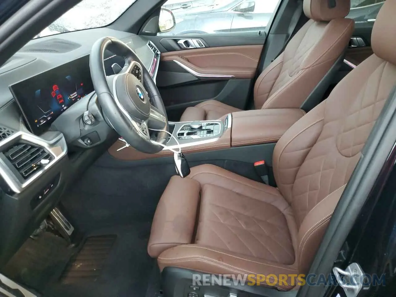 7 Photograph of a damaged car 5UX13EU04R9T91552 BMW X5 2024