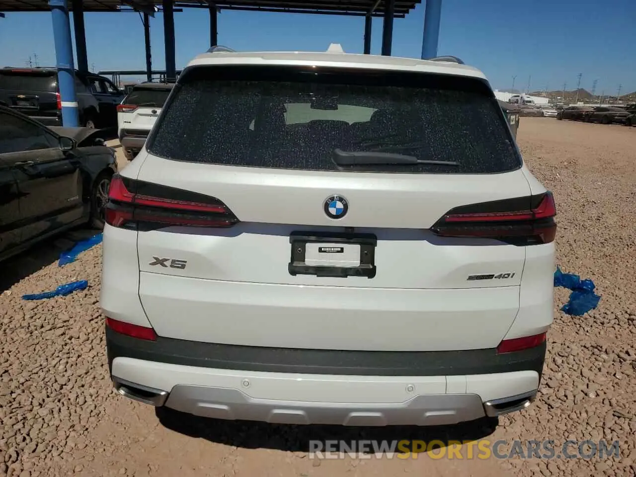 6 Photograph of a damaged car 5UX13EU05R9S40431 BMW X5 2024
