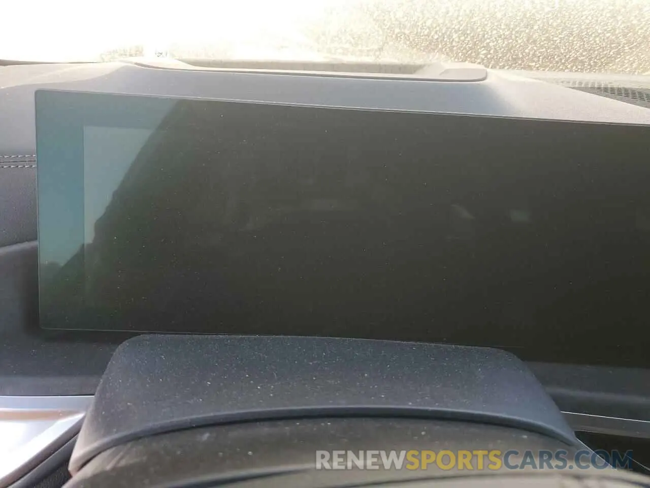 9 Photograph of a damaged car 5UX13EU05R9S40431 BMW X5 2024