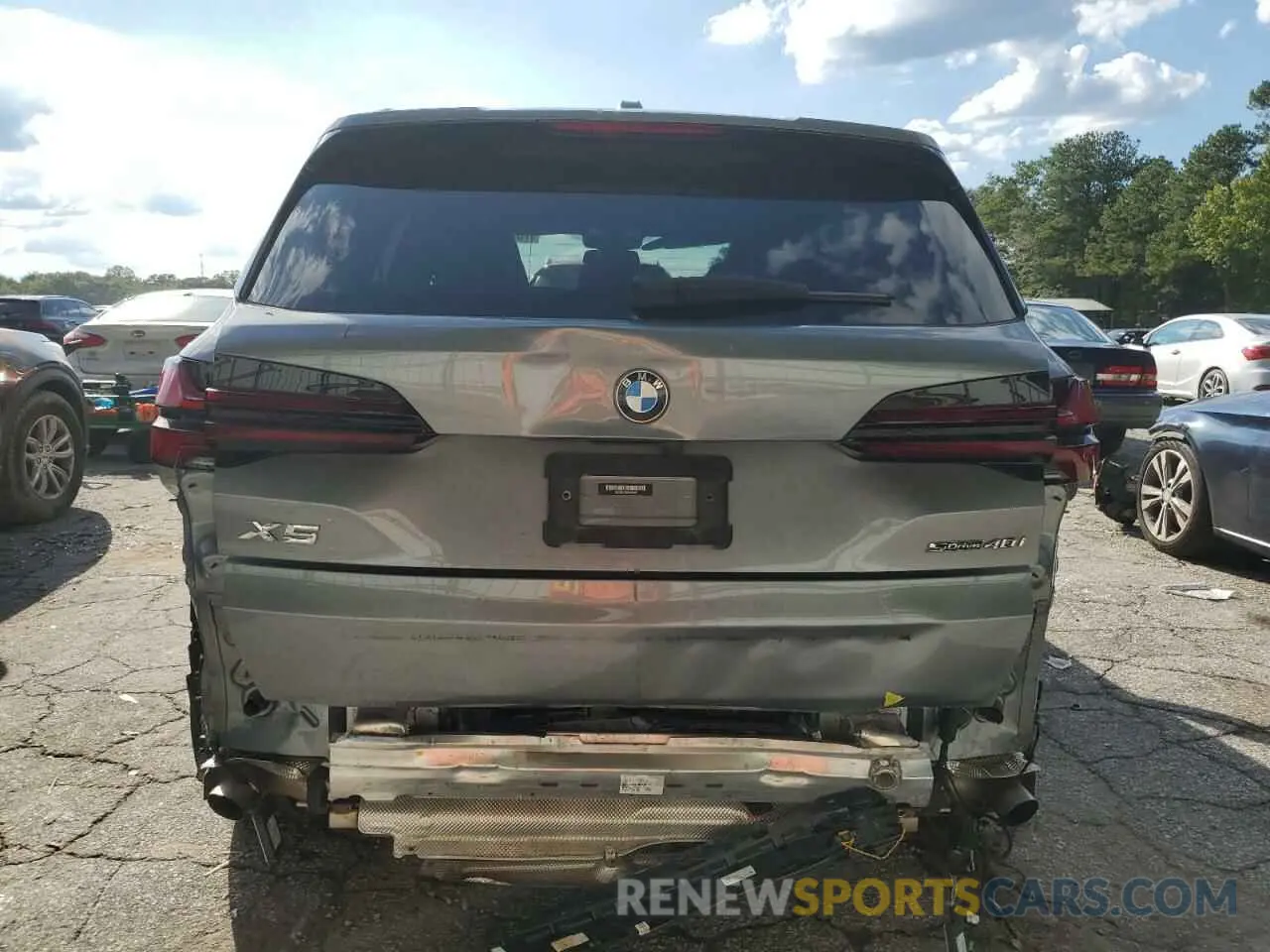 6 Photograph of a damaged car 5UX13EU05R9S40610 BMW X5 2024