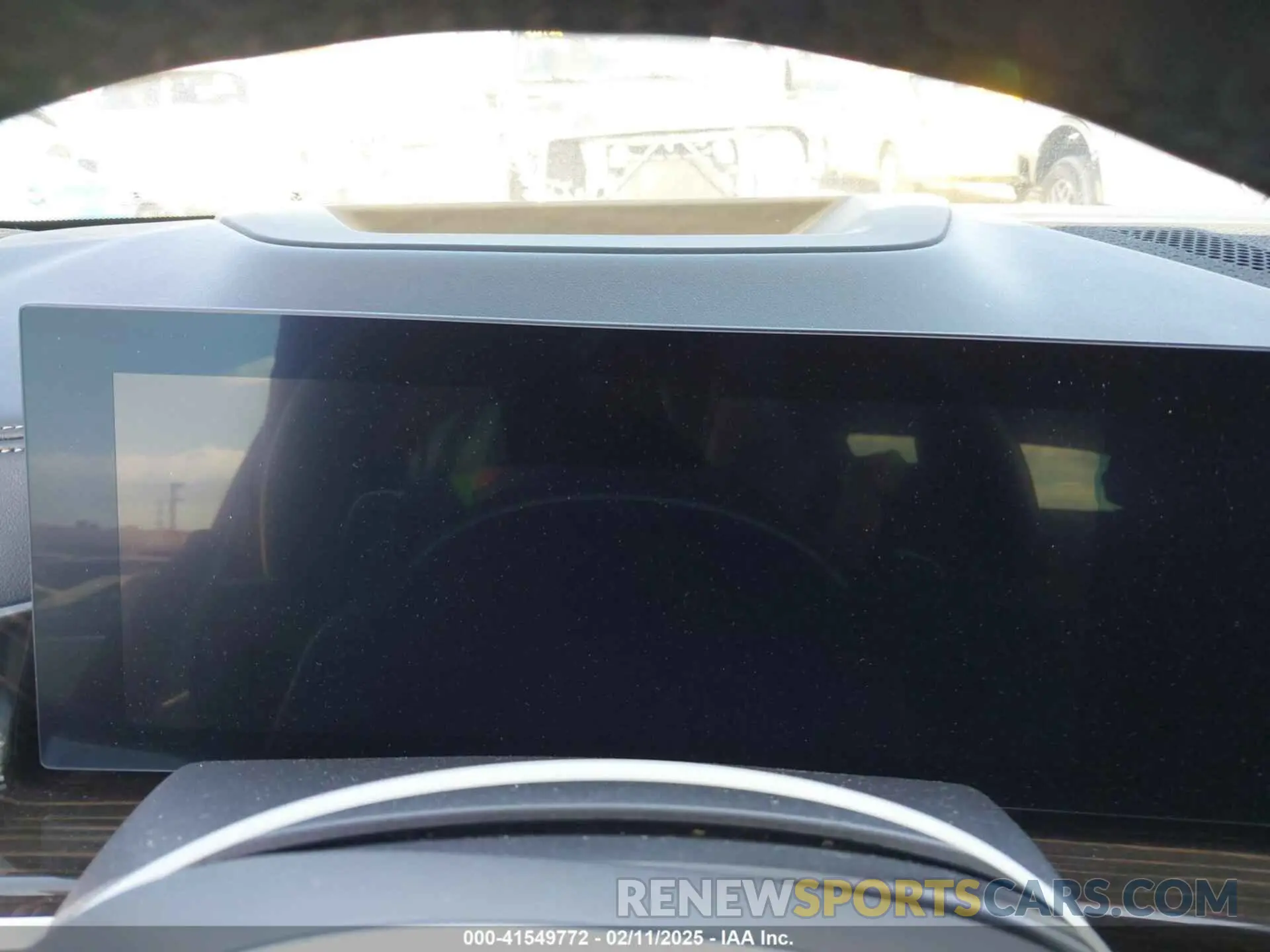 16 Photograph of a damaged car 5UX13EU06R9S86320 BMW X5 2024