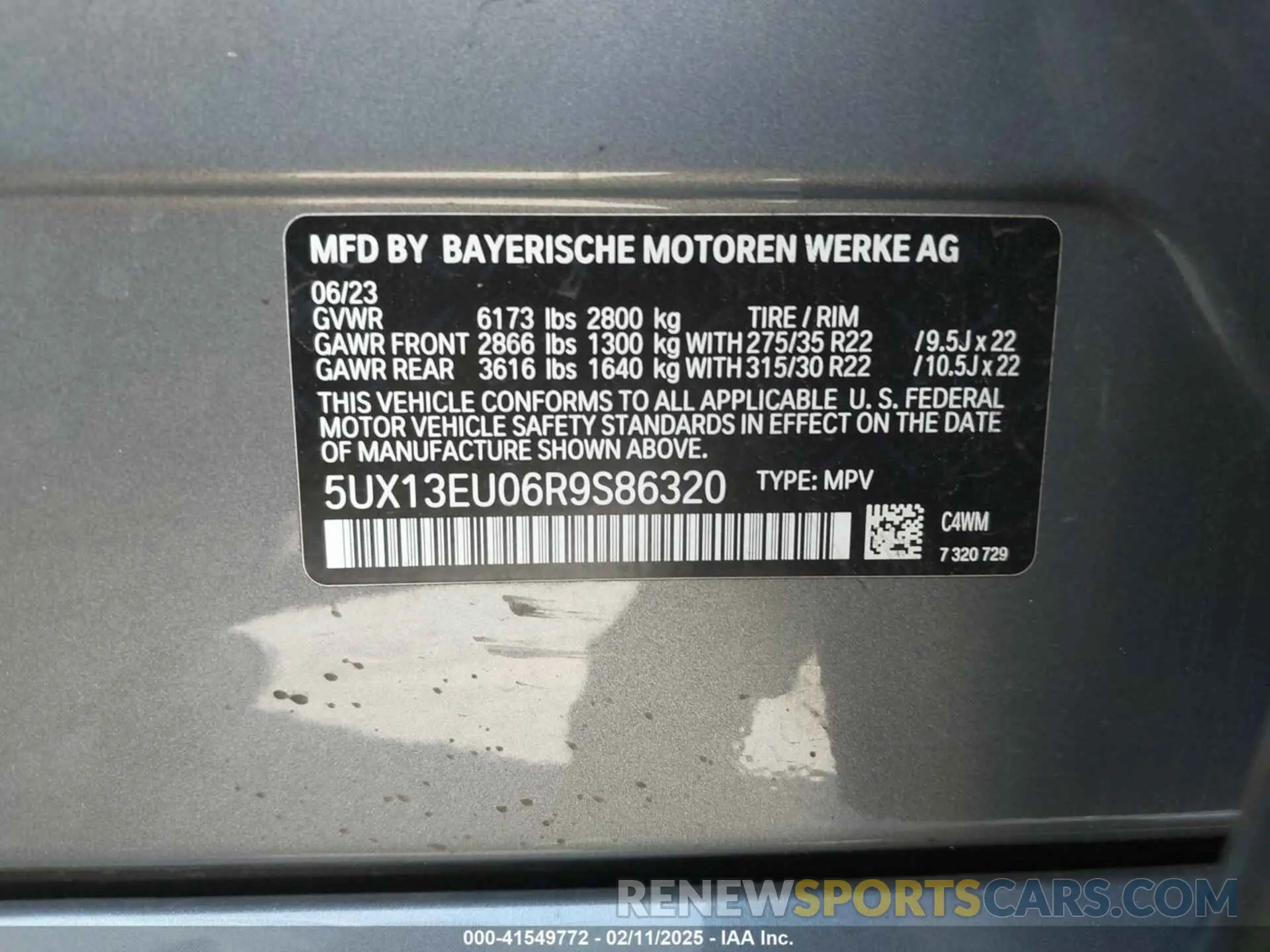 9 Photograph of a damaged car 5UX13EU06R9S86320 BMW X5 2024
