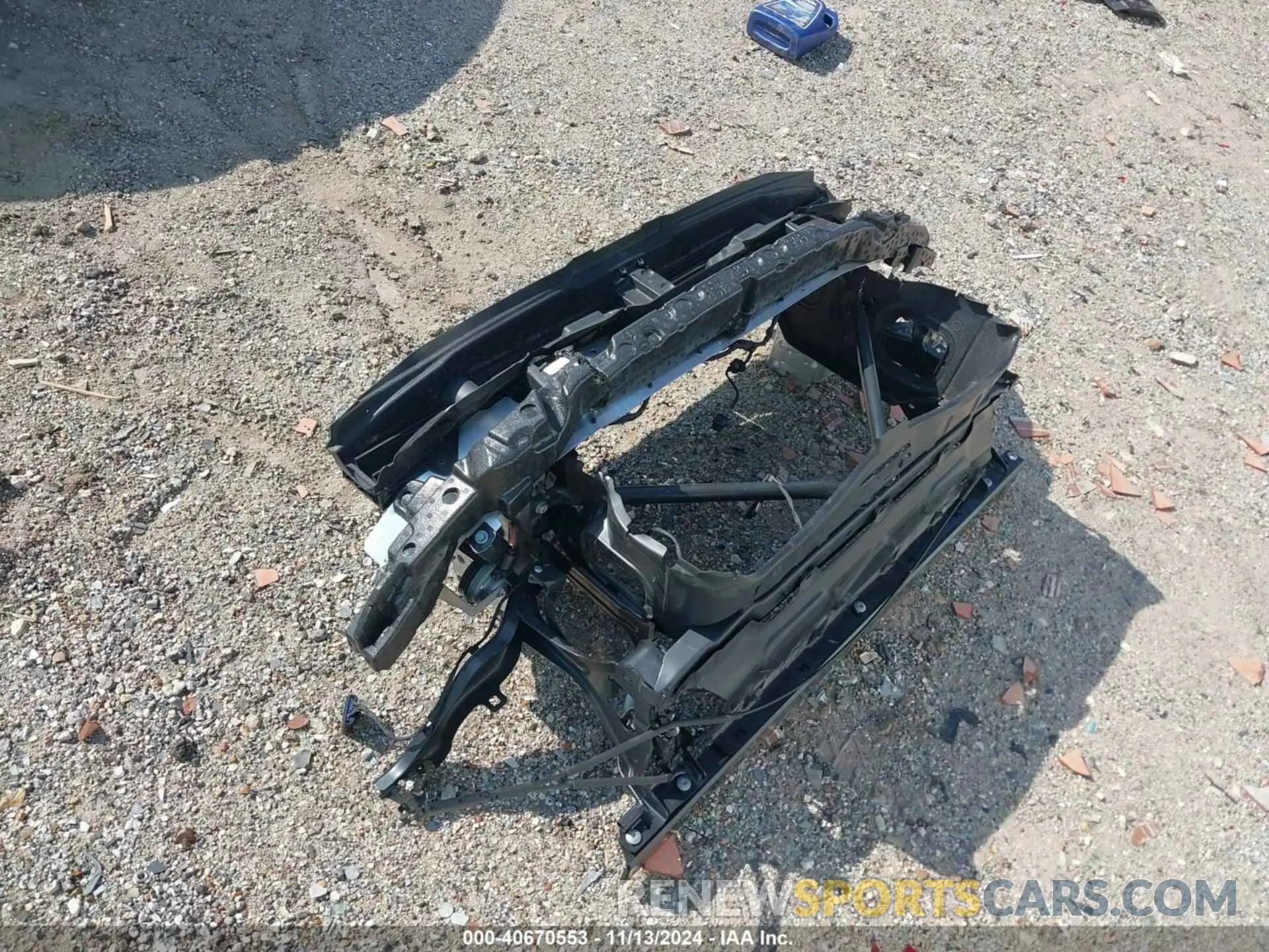 19 Photograph of a damaged car 5UX13EU08R9V44806 BMW X5 2024