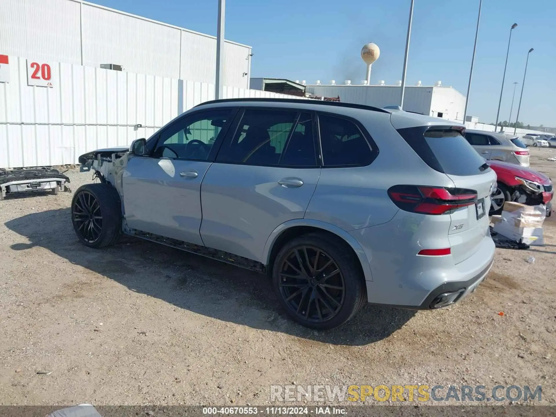 3 Photograph of a damaged car 5UX13EU08R9V44806 BMW X5 2024