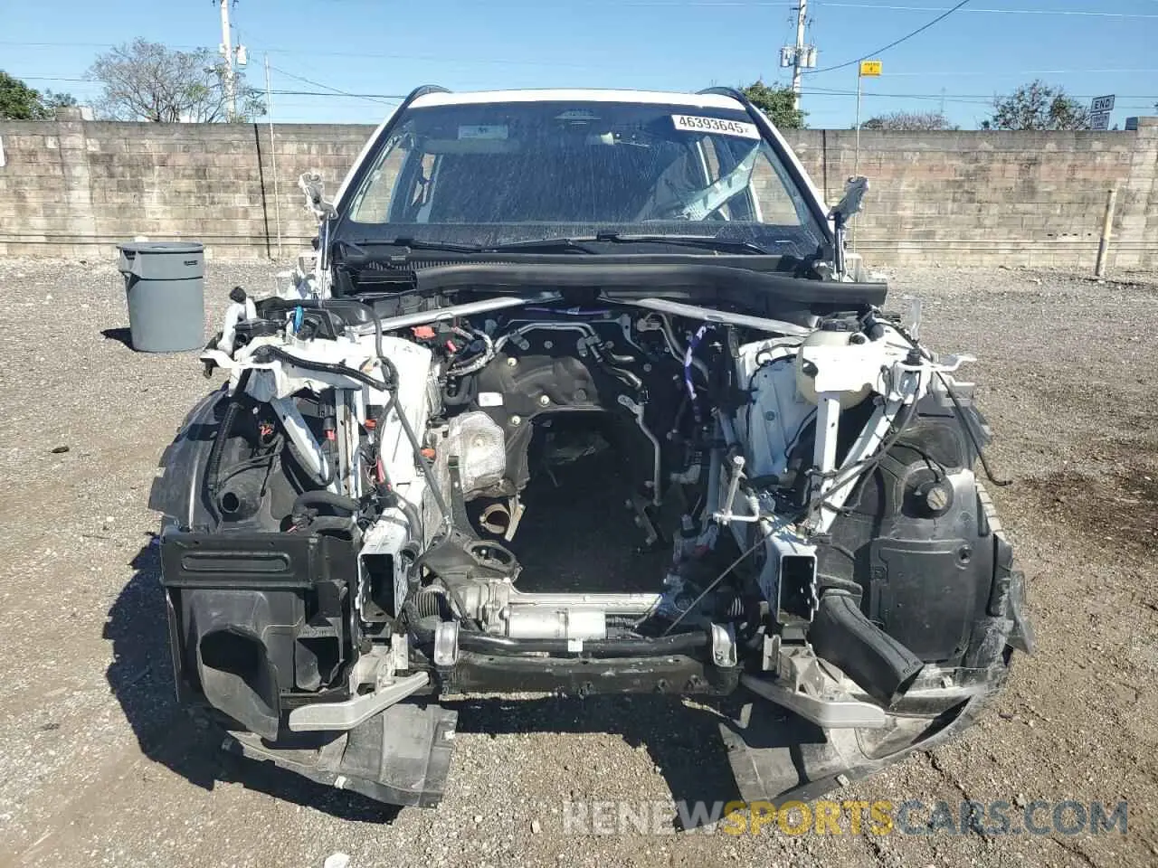 5 Photograph of a damaged car 5UX13EU08R9W21576 BMW X5 2024