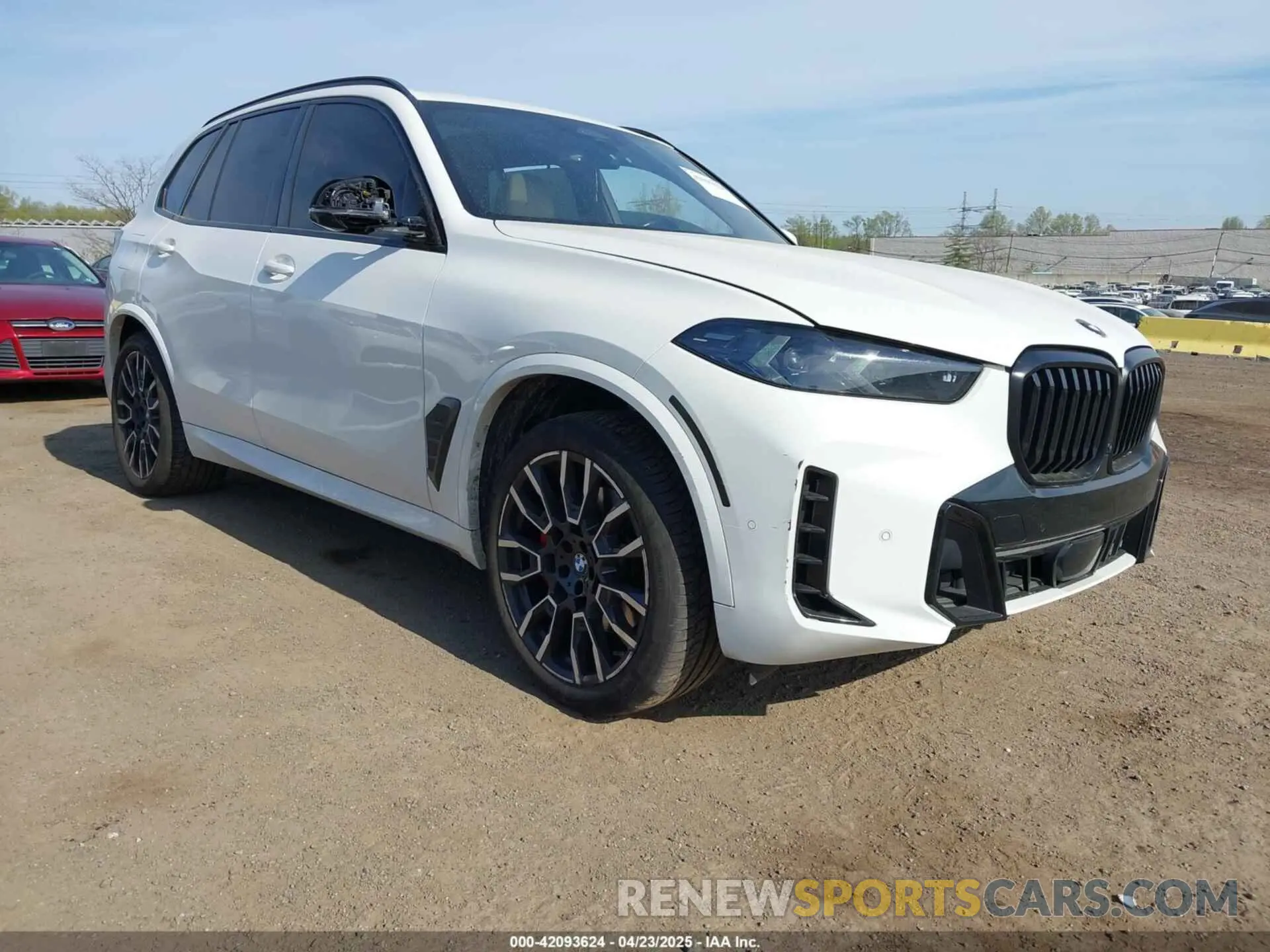 1 Photograph of a damaged car 5UX23EU00R9S22536 BMW X5 2024