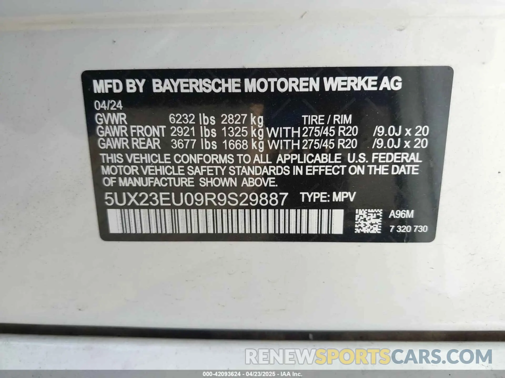 9 Photograph of a damaged car 5UX23EU00R9S22536 BMW X5 2024