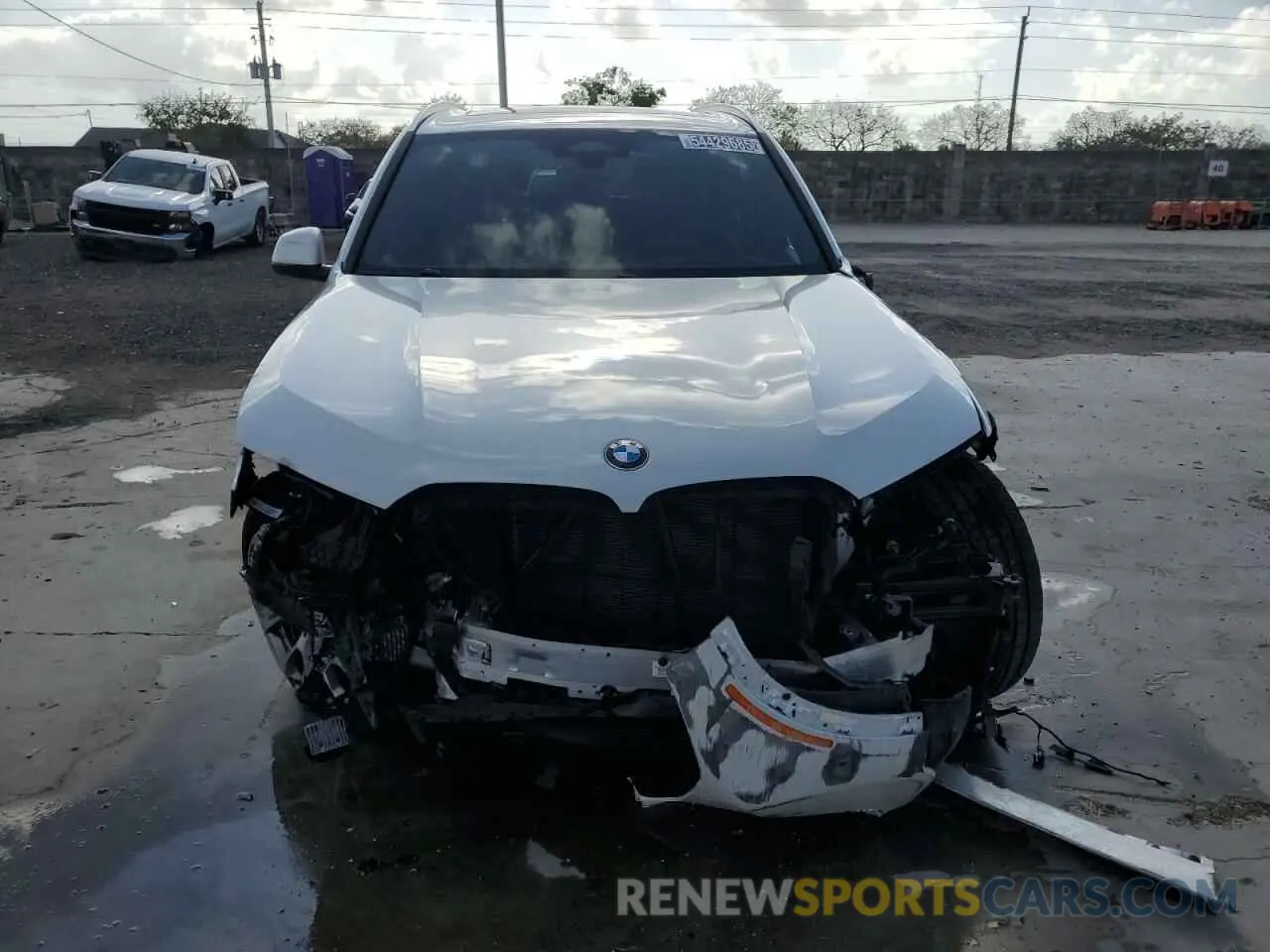 5 Photograph of a damaged car 5UX23EU01R9T65592 BMW X5 2024