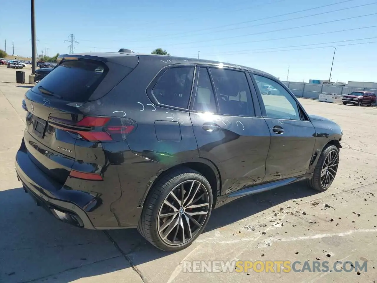3 Photograph of a damaged car 5UX23EU02R9T61146 BMW X5 2024