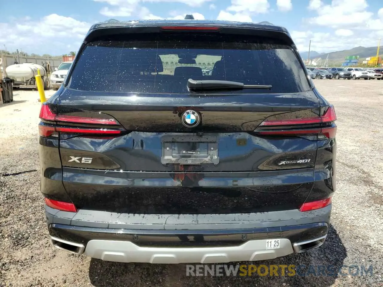 6 Photograph of a damaged car 5UX23EU03R9T70325 BMW X5 2024