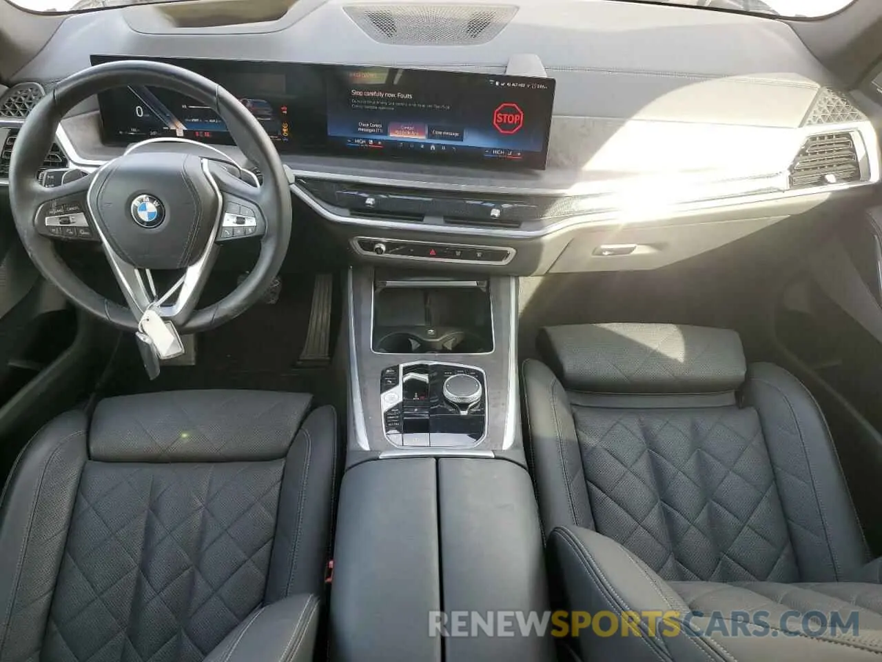 8 Photograph of a damaged car 5UX23EU03R9U85183 BMW X5 2024