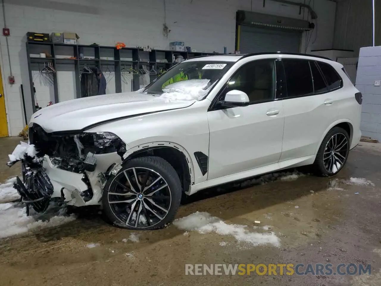 1 Photograph of a damaged car 5UX23EU03R9V09854 BMW X5 2024