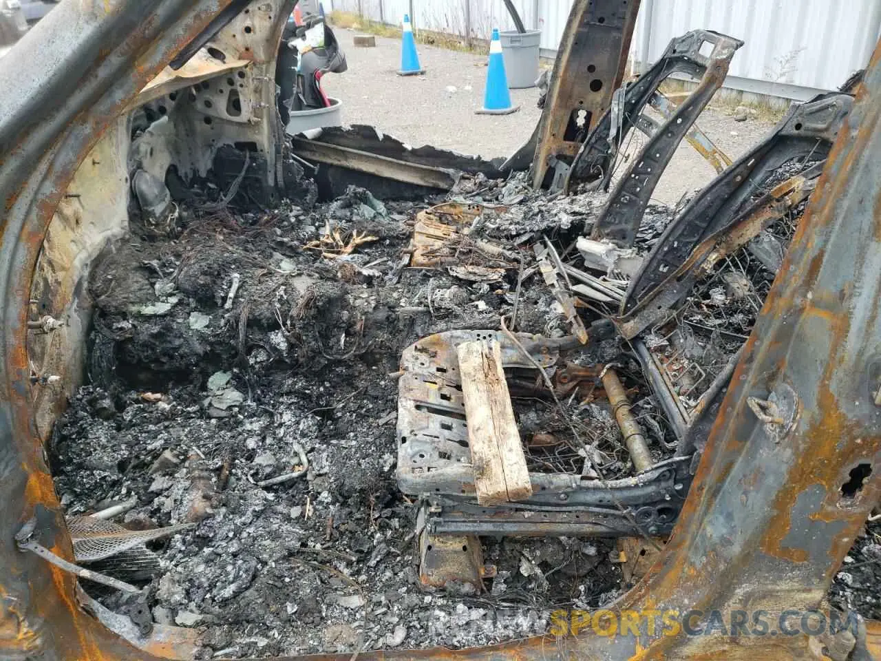 7 Photograph of a damaged car 5UX23EU03R9W10120 BMW X5 2024