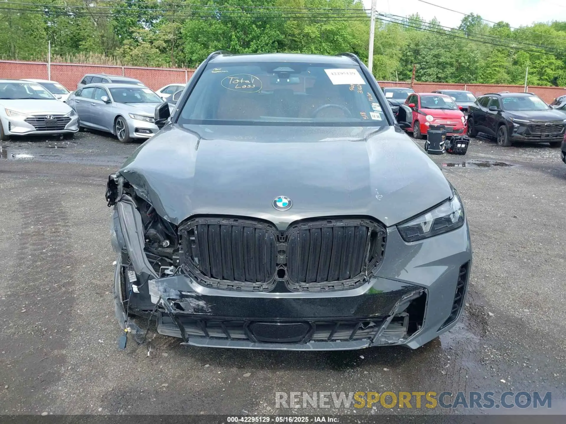 12 Photograph of a damaged car 5UX23EU04R9V01472 BMW X5 2024