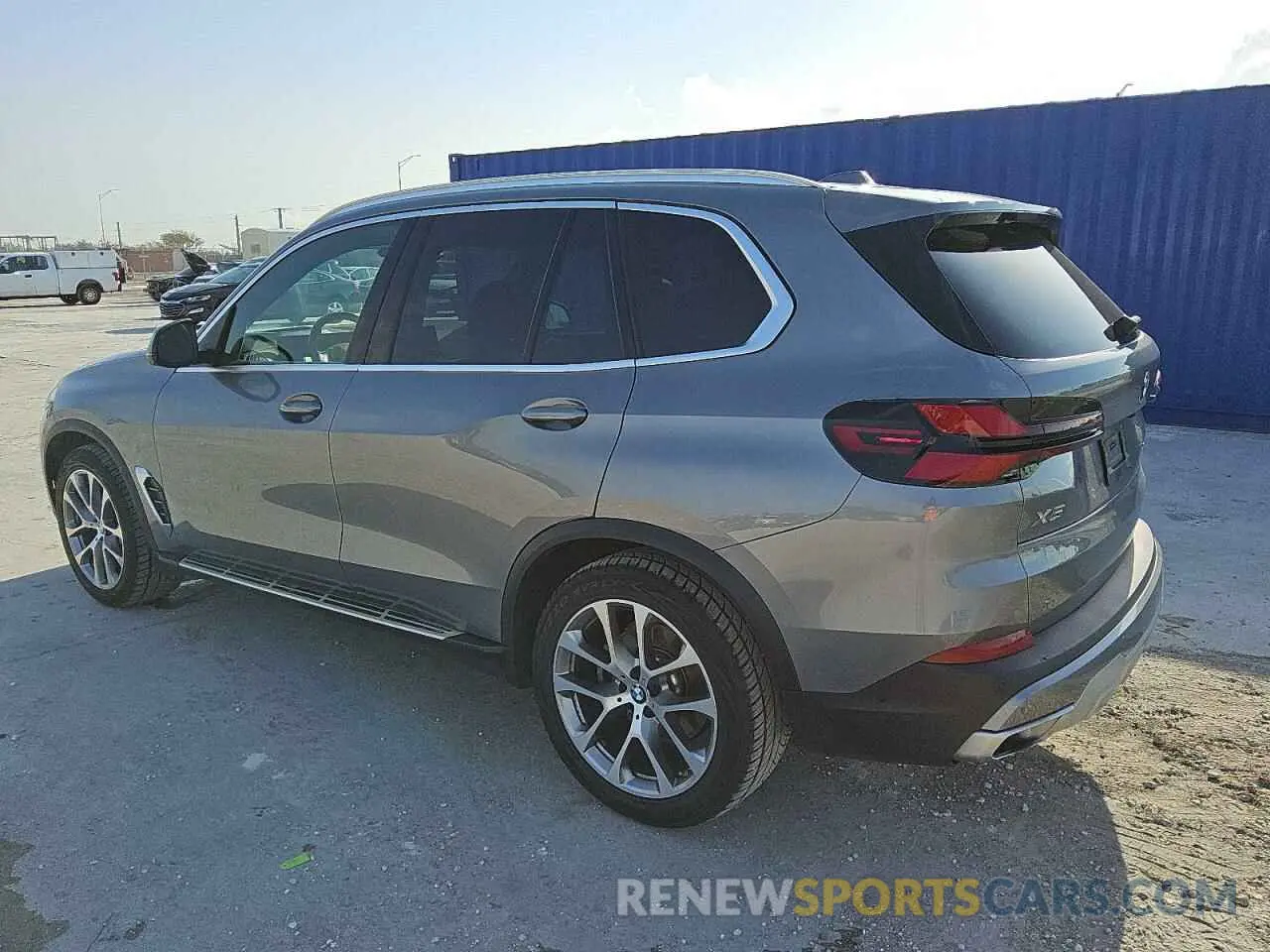 2 Photograph of a damaged car 5UX23EU05R9T53848 BMW X5 2024