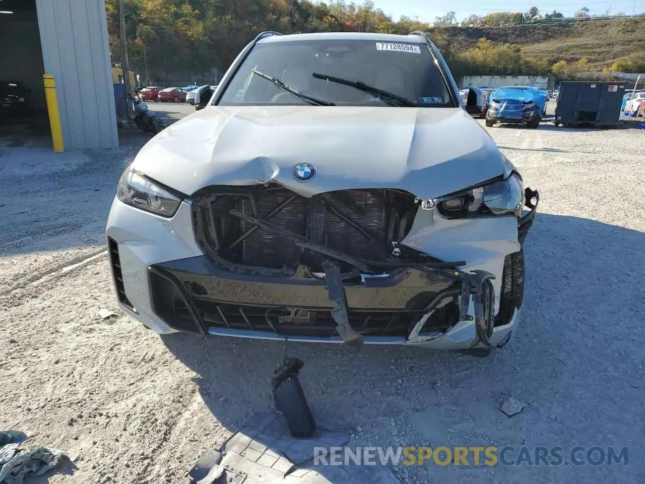 5 Photograph of a damaged car 5UX23EU05R9U23915 BMW X5 2024