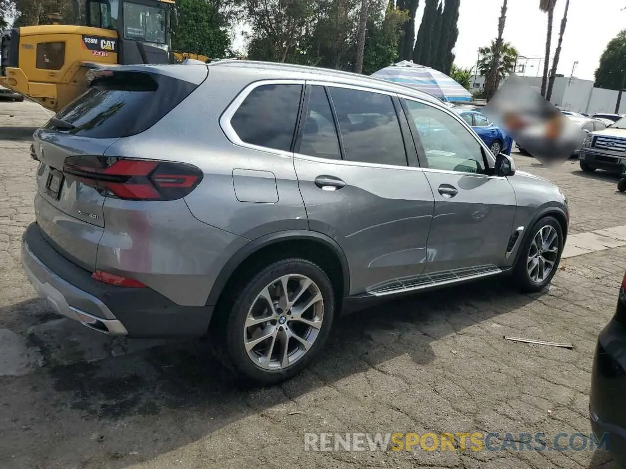 3 Photograph of a damaged car 5UX23EU05R9U85301 BMW X5 2024