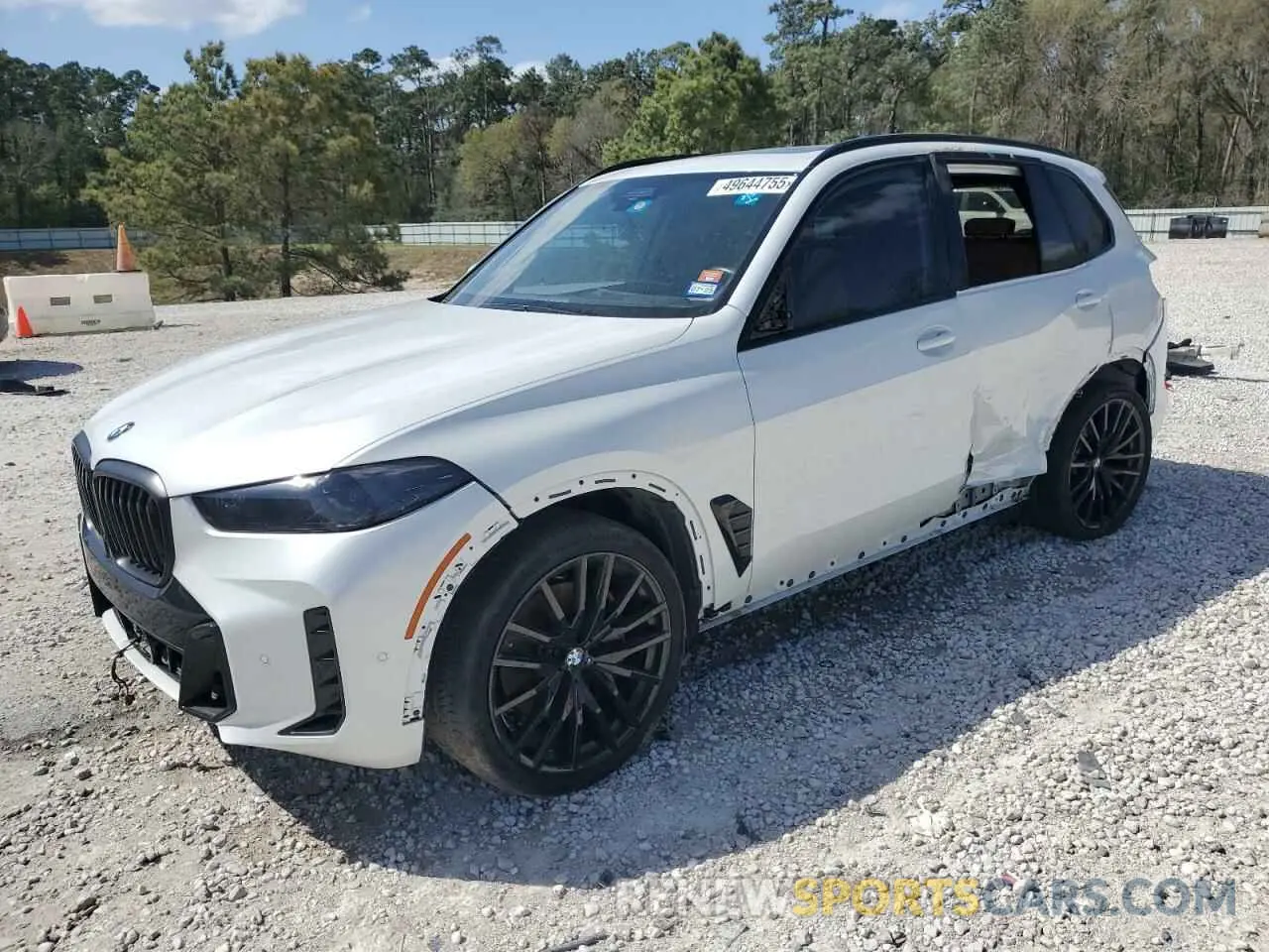 1 Photograph of a damaged car 5UX23EU06R9T18316 BMW X5 2024