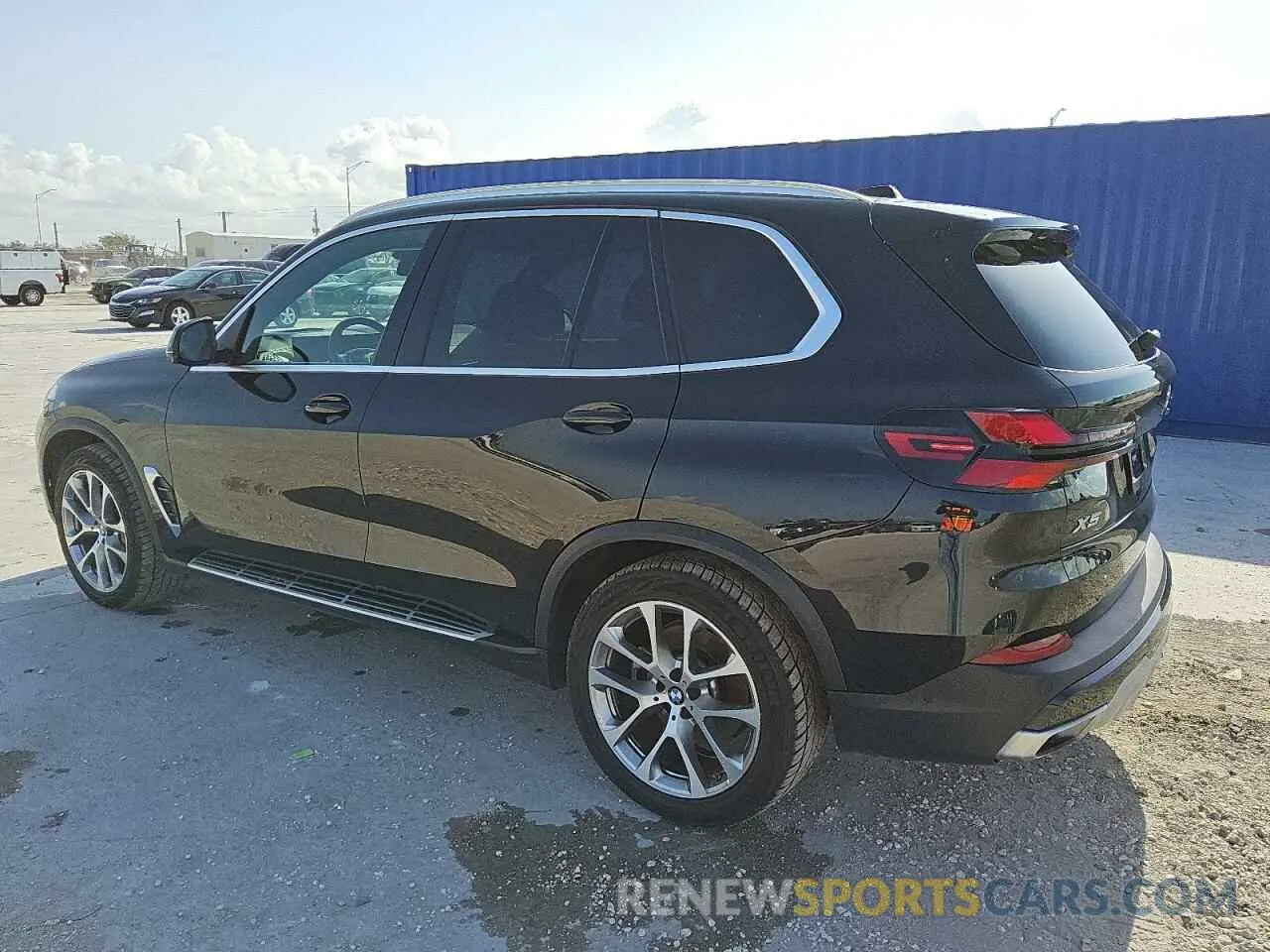 2 Photograph of a damaged car 5UX23EU06R9T35813 BMW X5 2024