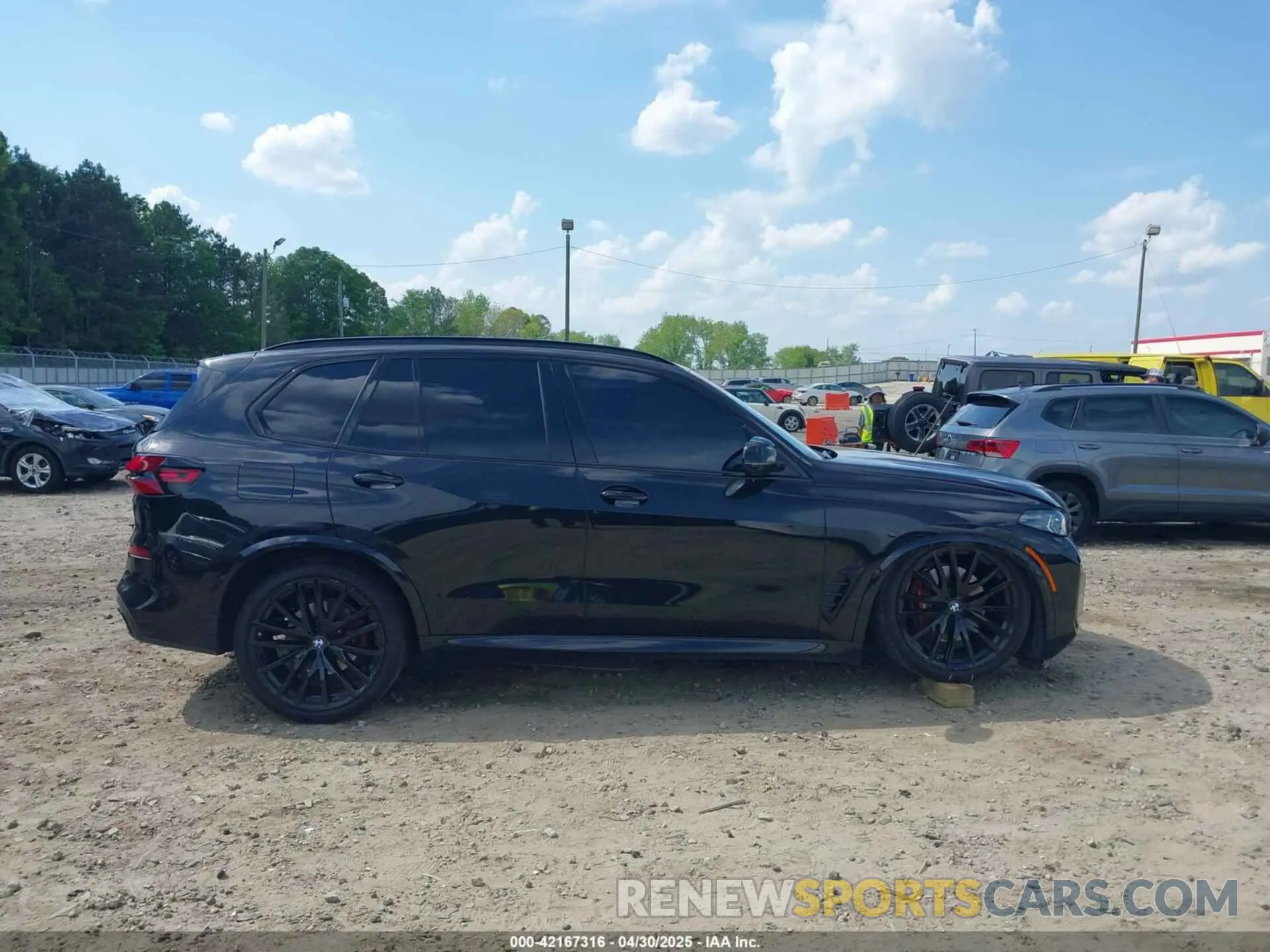 13 Photograph of a damaged car 5UX23EU06R9T86258 BMW X5 2024