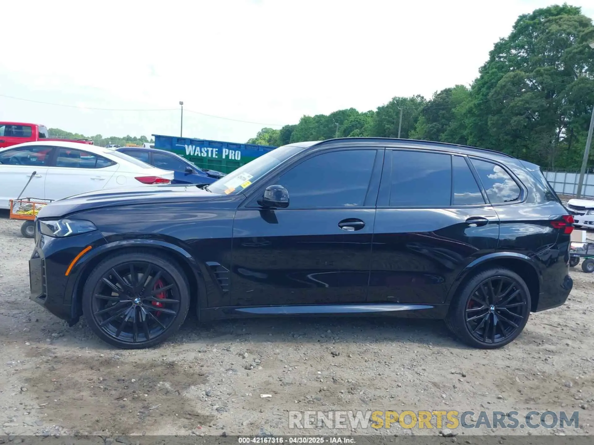 14 Photograph of a damaged car 5UX23EU06R9T86258 BMW X5 2024