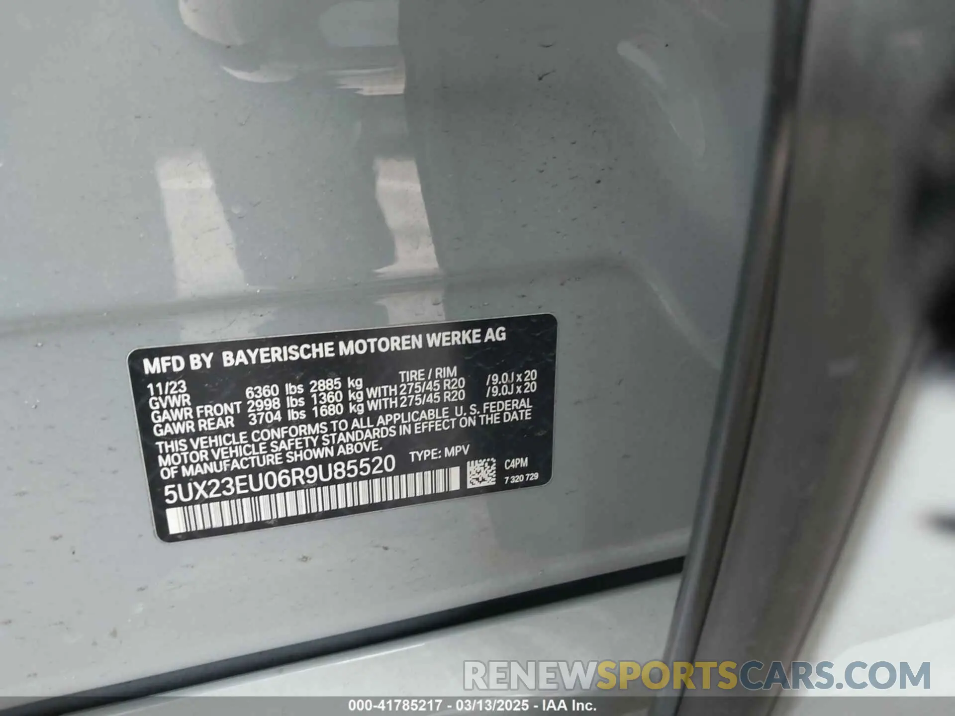 9 Photograph of a damaged car 5UX23EU06R9U85520 BMW X5 2024