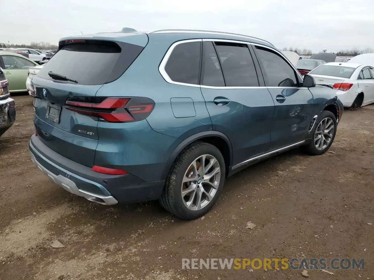 3 Photograph of a damaged car 5UX23EU07R9T47727 BMW X5 2024