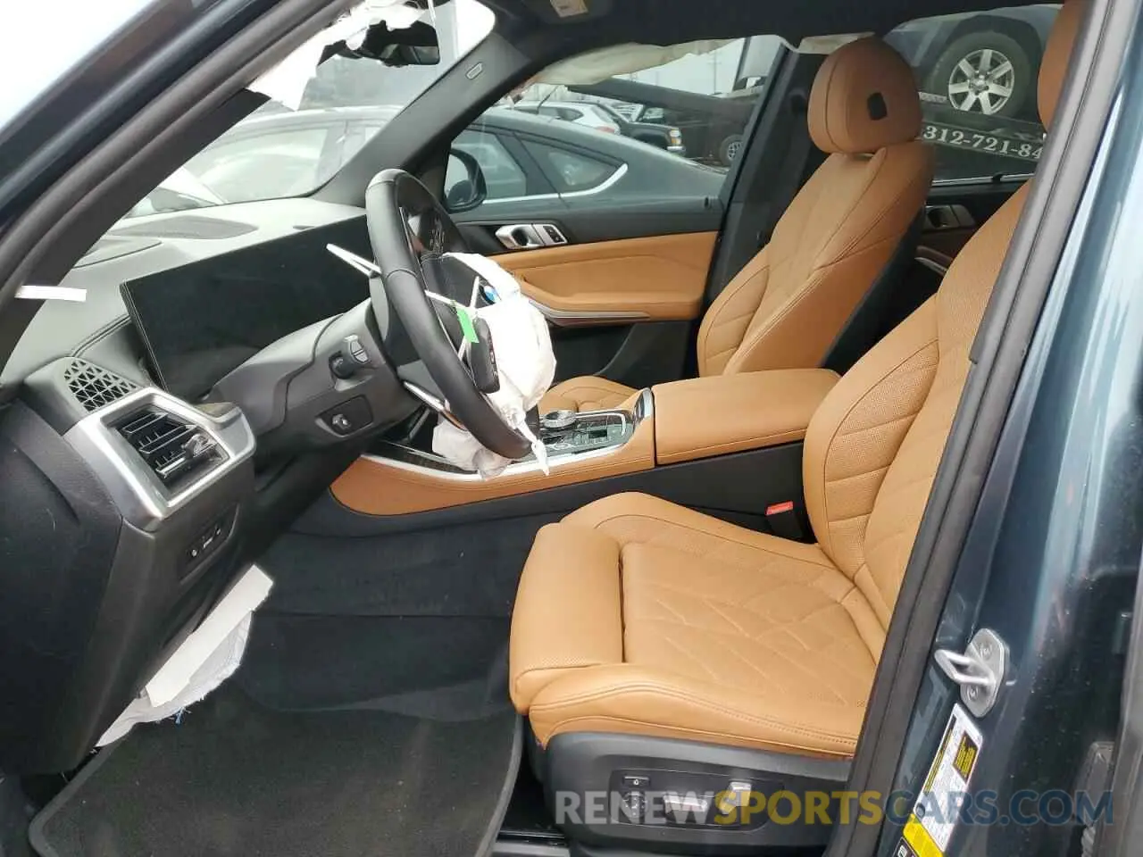7 Photograph of a damaged car 5UX23EU07R9T47727 BMW X5 2024