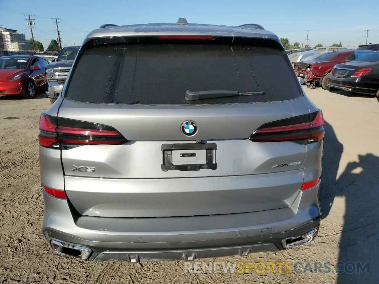 6 Photograph of a damaged car 5UX23EU07R9T54418 BMW X5 2024
