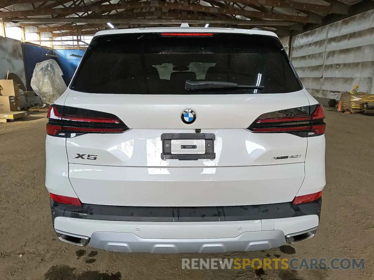 6 Photograph of a damaged car 5UX23EU08R9U20992 BMW X5 2024
