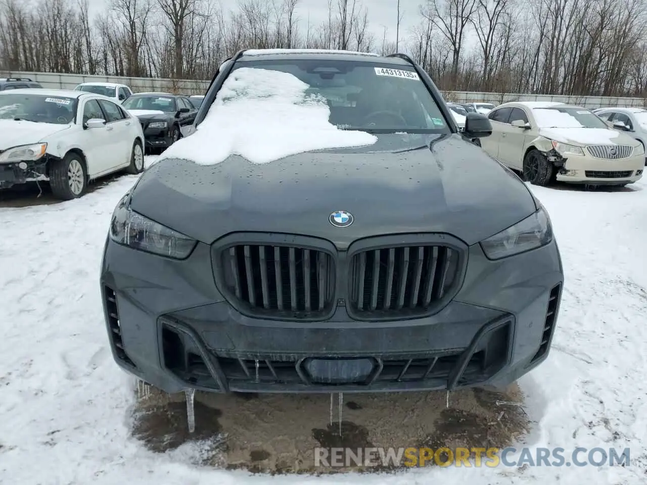 5 Photograph of a damaged car 5UX23EU08R9U81596 BMW X5 2024