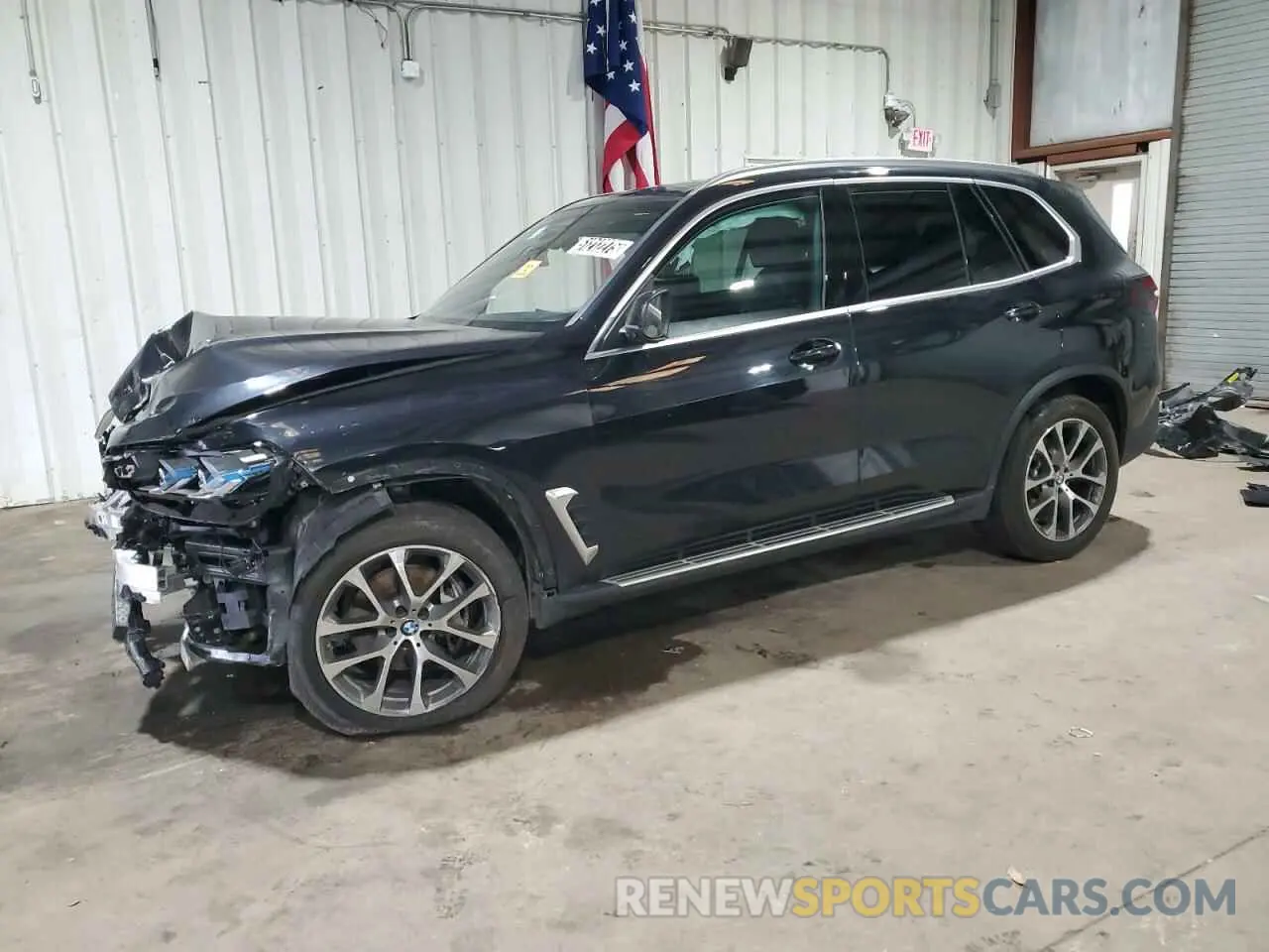 1 Photograph of a damaged car 5UX23EU08R9V74411 BMW X5 2024