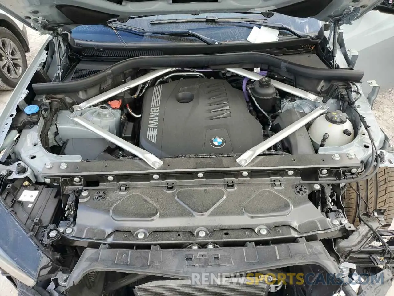 12 Photograph of a damaged car 5UX23EU09R9S54689 BMW X5 2024