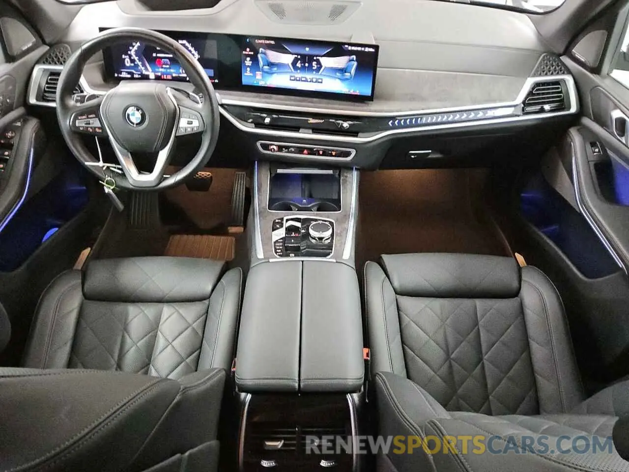 8 Photograph of a damaged car 5UX23EU09R9U70607 BMW X5 2024